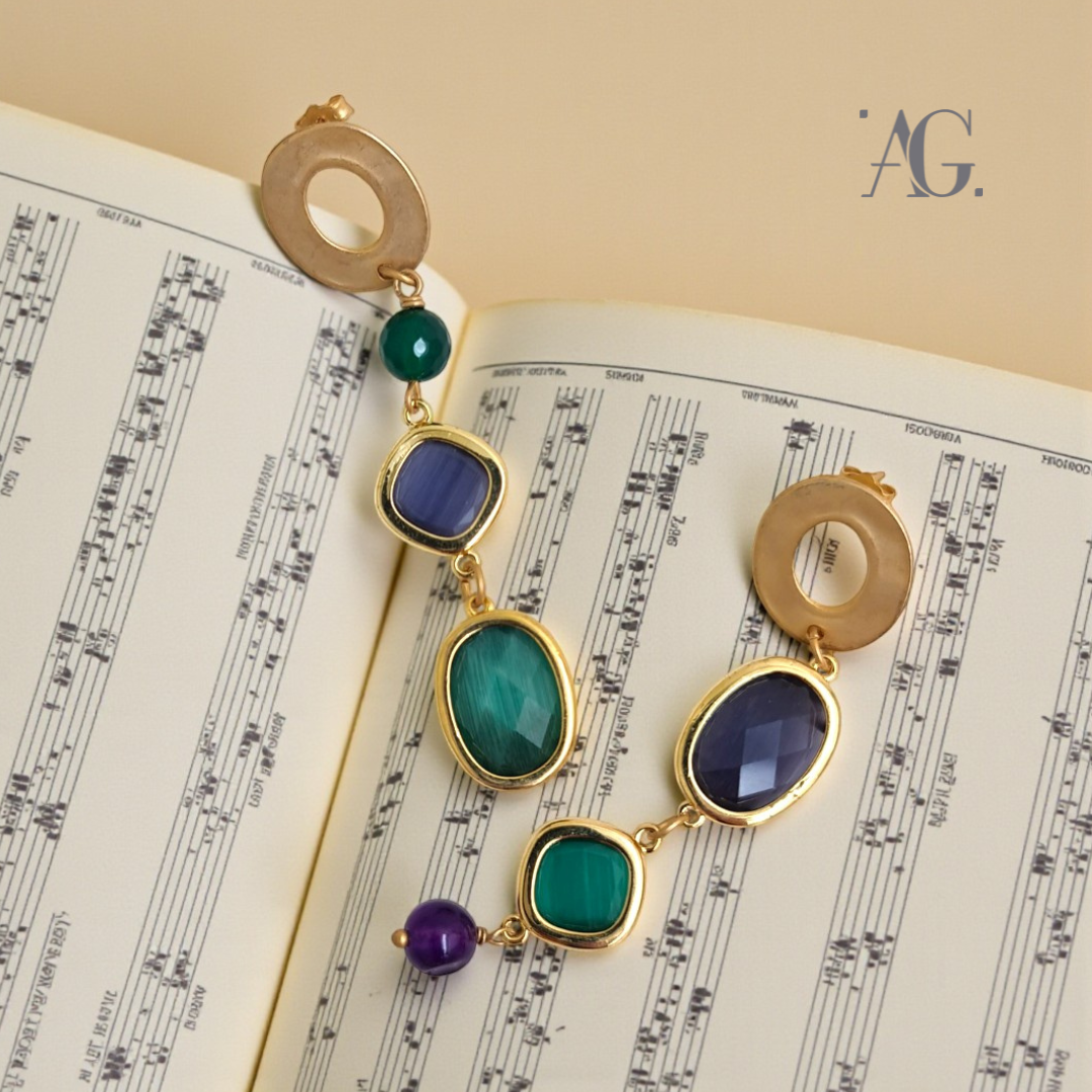 DIFFERENT SAME EARRINGS