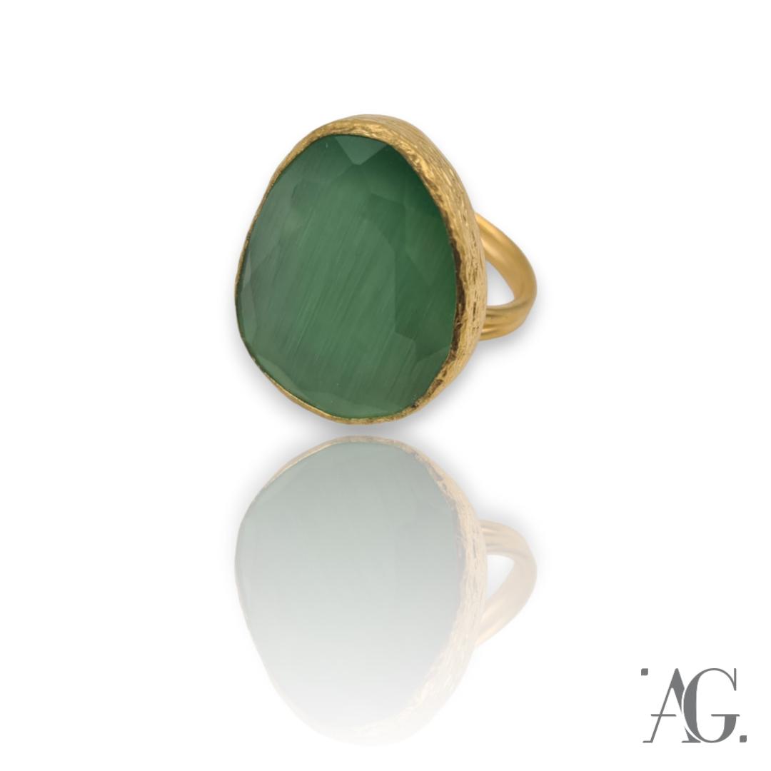 ELEGANCE DROP RING OLIVE GREEN