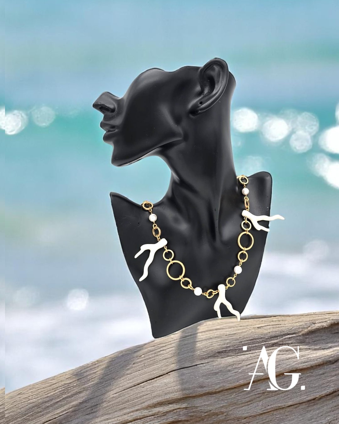 COLLANA RESINE CORALLI BIANCHI