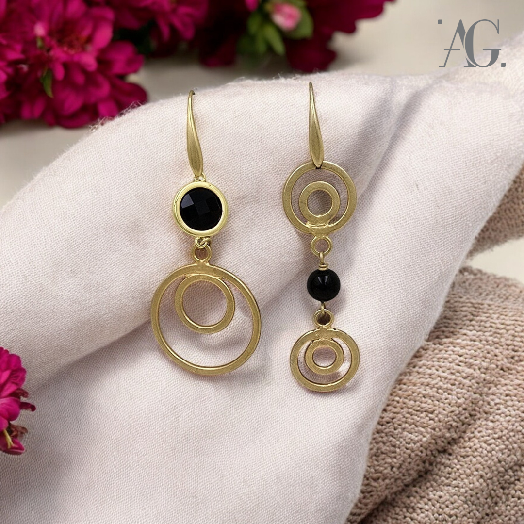 DIFFERENT SAME EARRINGS "HOOP AND HOOP"