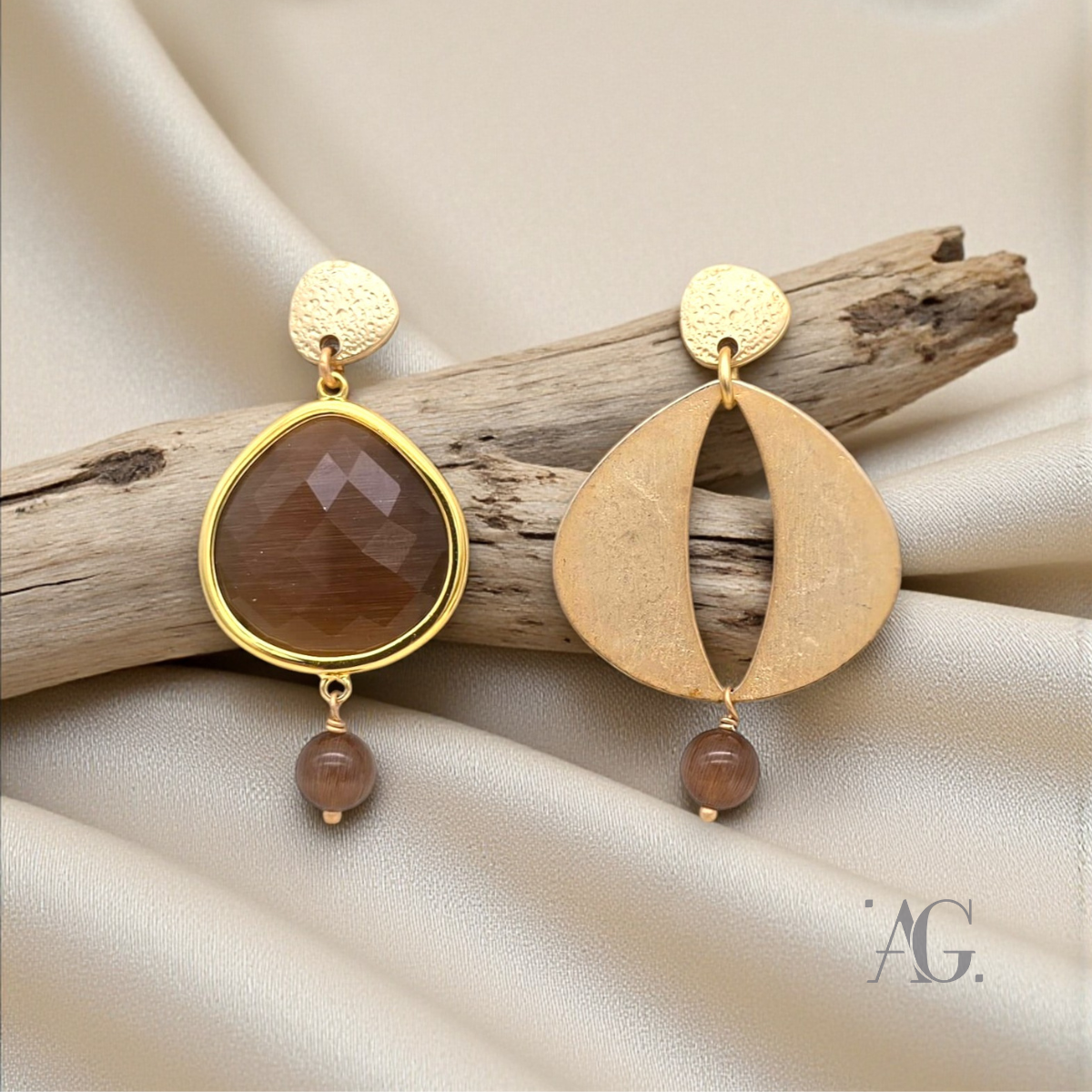 Orecchini Uguali Diversi NARA