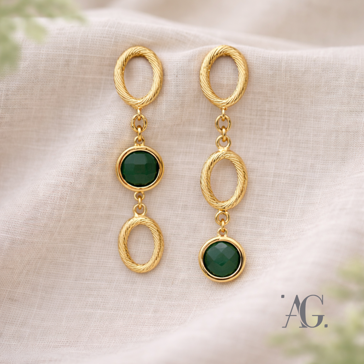 Orecchini Uguali Diversi THEA