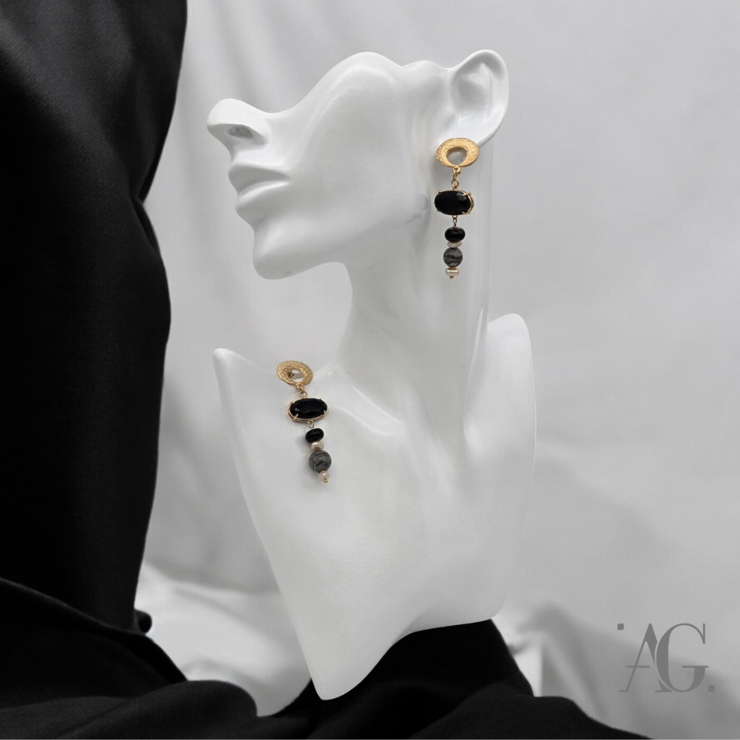 BLACK ELEGANCE EARRINGS