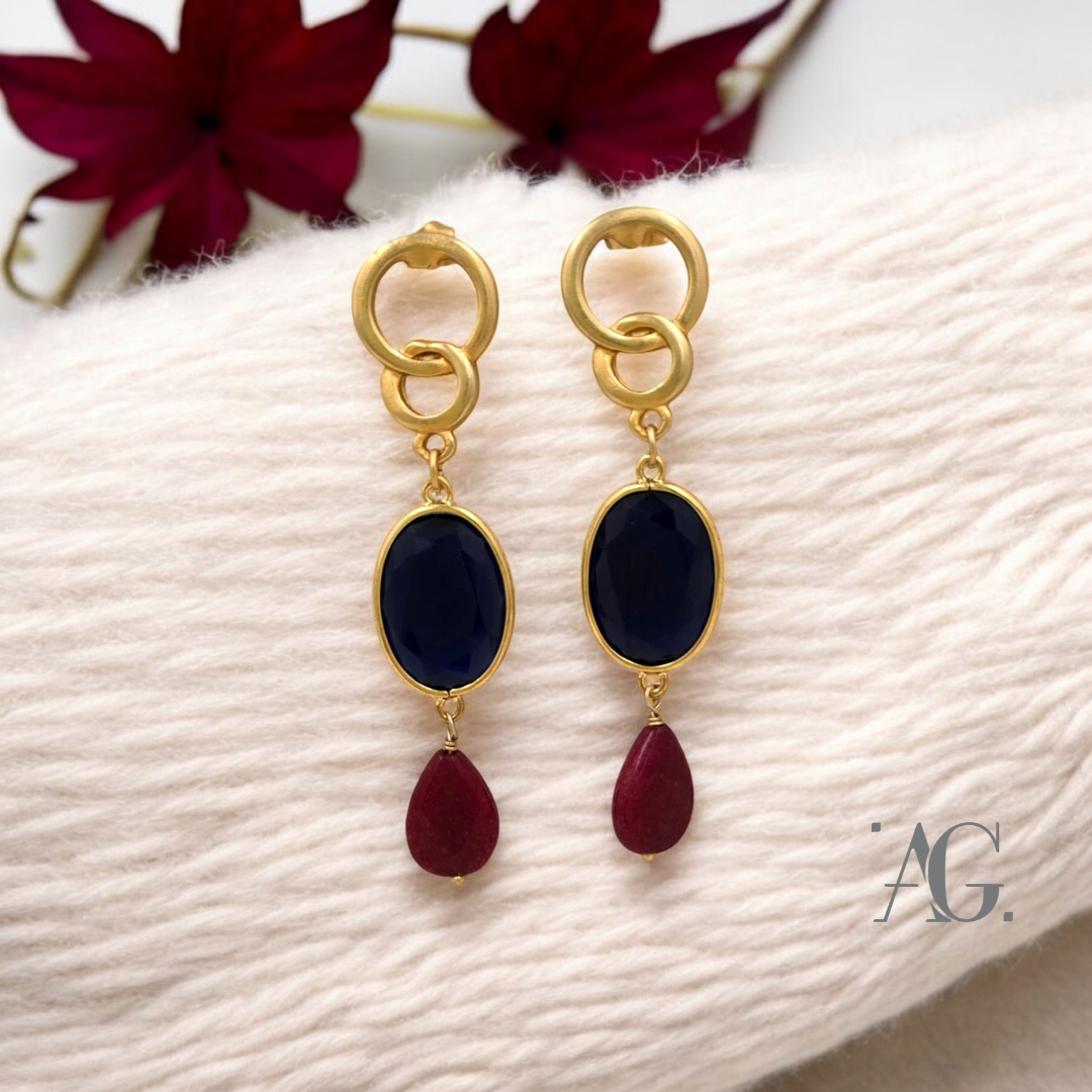 Orecchini Pendenti A Gatto Smaltato Nero/Blu Con Finitura Oro - 50 Mm